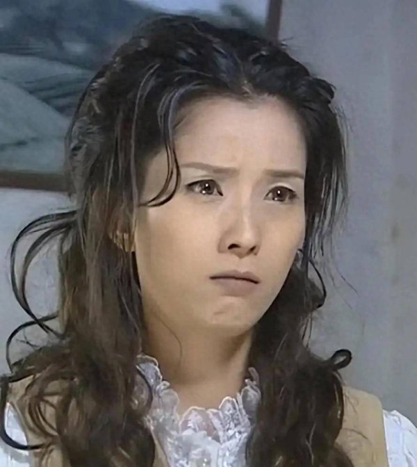 天牛配资 叶全真55岁仍未婚与老母相依，漂亮又会演戏太绝了！